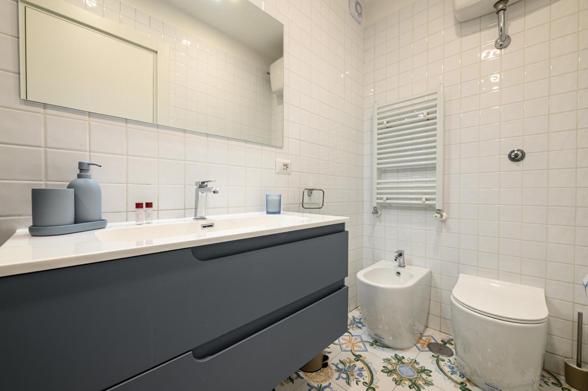 Guest House 121 Charming Apartment 那不勒斯 外观 照片