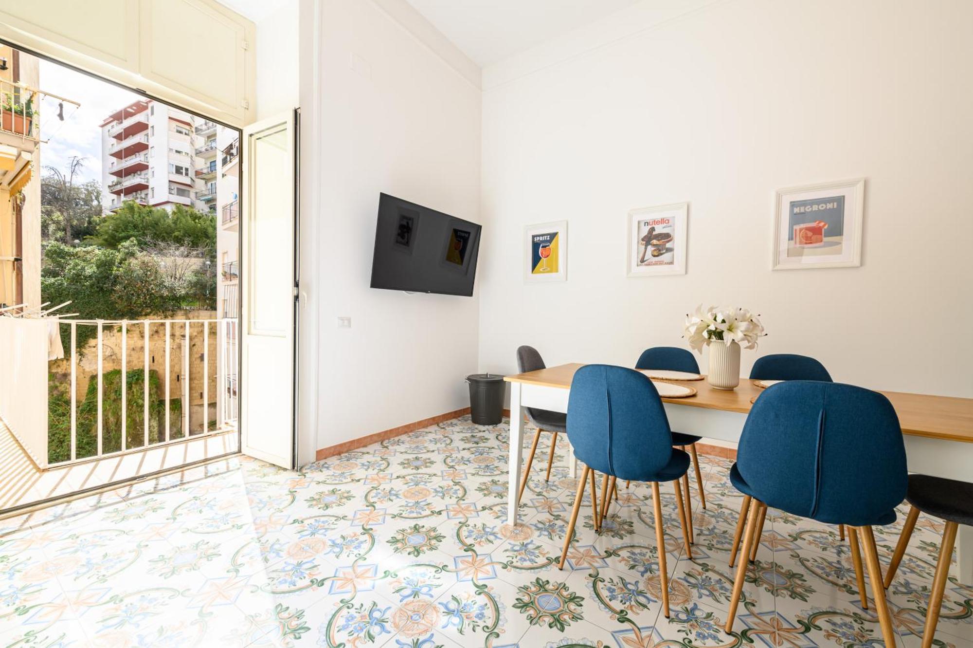 Guest House 121 Charming Apartment 那不勒斯 外观 照片