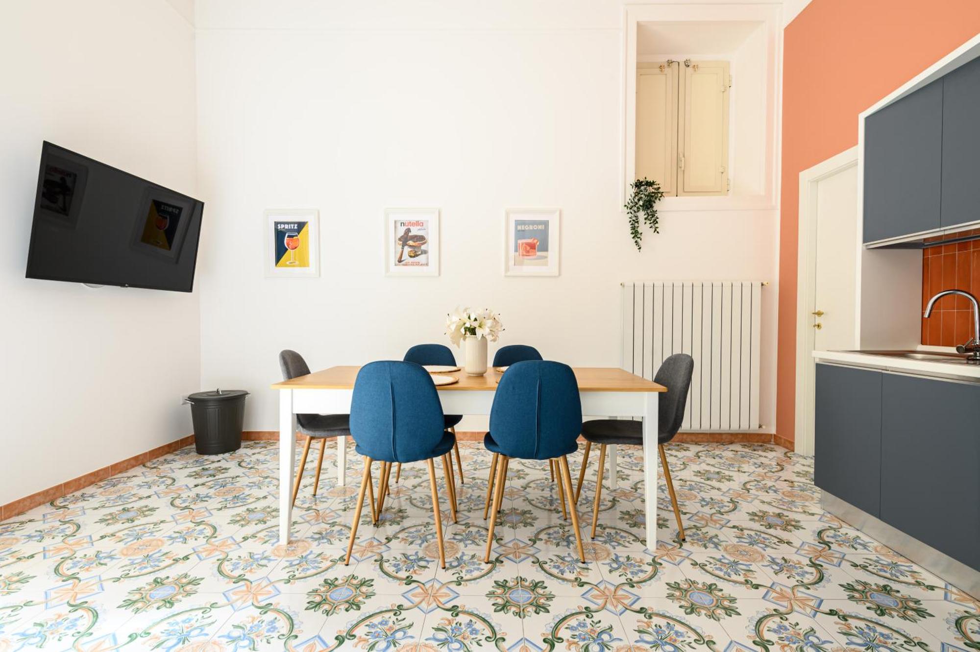 Guest House 121 Charming Apartment 那不勒斯 外观 照片